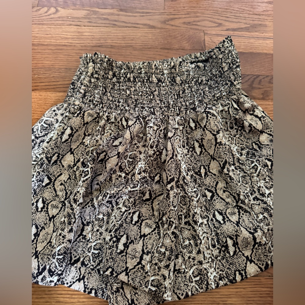 TCEC Snake Print Women Shorts - Black and Cream
